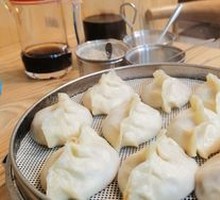 Steamed Dumplings with Zucchini and Egg Filling