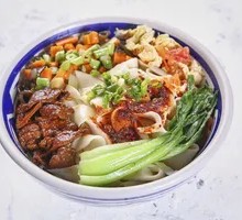 Oil-Poured Noodles