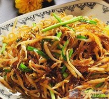Stir-fried Bean Sprouts with Rice Noodles