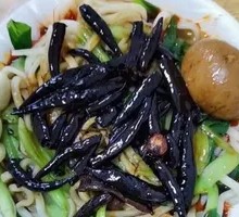 Thin Noodles with Beef Sauce