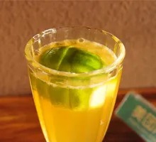 One Lemon Green