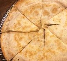 牛肉芝士薄饼