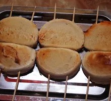 Steamed bun slices