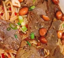 Signature Beef Noodle Salad