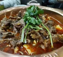 Hot Pot with Lamb Spine