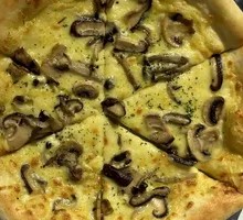 Mushroom Pizza