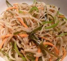 Cold-mixed bean sprouts
