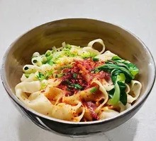 Oil-Poured Noodles