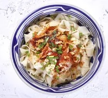 Li Baiyi Handmade Oil-Poured Noodles