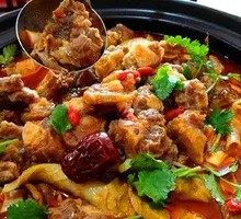 Braised Beef Tendon and Brain in Iron Pot