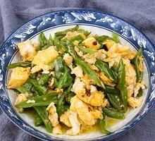 Spicy Egg Stir-Fry with Chili