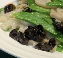 Stir-Fried Snow Peas