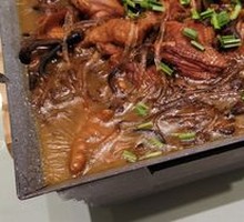 Chicken Stewed with Mushrooms