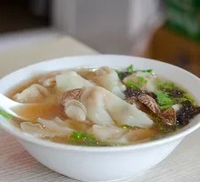 Fresh Pork Dumplings with Mushrooms