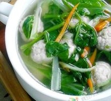 Spinach Dumpling Soup