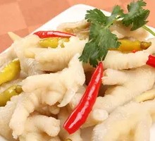 Spicy Pickled Chicken Feet