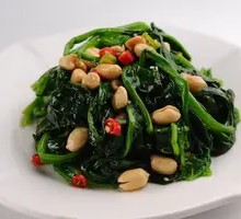 Spicy Vinegar Spinach with Peanuts
