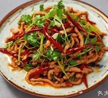 Beijing-style Shredded Pork in Soy Sauce