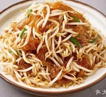 Stir-fried Bean Sprouts with Rice Noodles