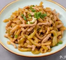 Pickled Vegetable and Pork Shreds