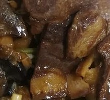 肉段烧茄子盖浇饭