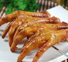 Braised Chicken Feet with Crispy Skin