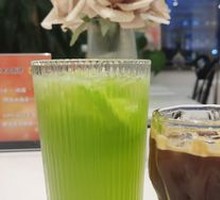 Thai Hand-Beaten Lemon Tea