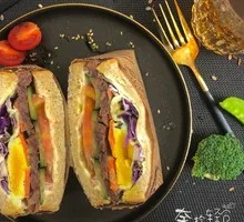 Cow Cow Sandwich