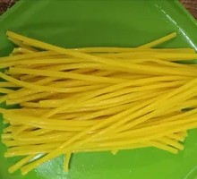 White Beef Tendon Noodles