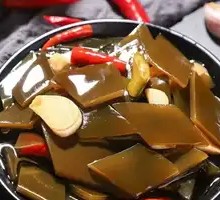 Refreshing Kelp Salad