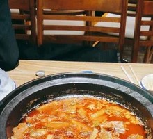 Beef Shank and Tail Pot