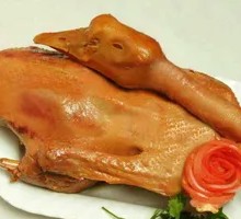 Roast Goose with Green Pepper