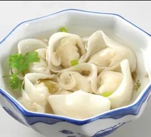 Fresh Pork Dumplings with Mushrooms