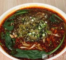 Old Jar Sichuan Pickled Vegetable Noodles