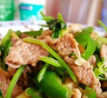 Stir-Fried Pork with Green Peppers