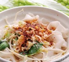 Oil-Poured Noodles