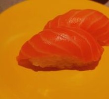 Salmon Sushi
