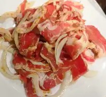 Bennjia Spiced Beef Salad