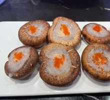 Crab Roe Mushroom Shrimp Dumpling