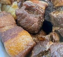 Preserved Pork with Sour Cabbage