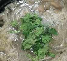 排骨酸菜