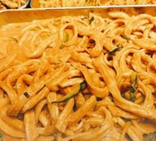 Beef tendon noodles