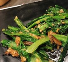 Braised Tofu Paste with Eel and Pak Choi