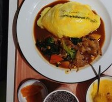 Beef Curry Omelette Rice