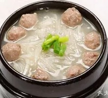 Sour Cabbage Pork Dumpling Noodle Pot