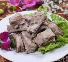 Hand-held Lamb Ribs