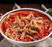 Xiangyang Beef Offal Noodles