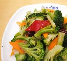 Crisp Broccoli Salad