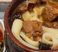 Braised Beef Cup Noodles