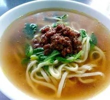 Clear Soup with Minced Pork Noodles